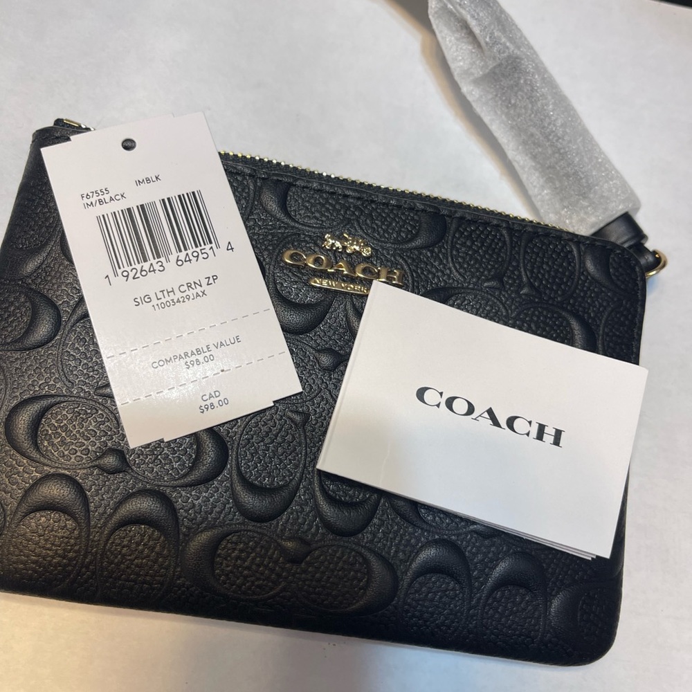 Coach Wristlet - Picture 8 of 10